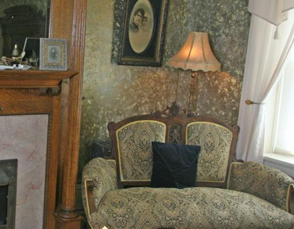 The Brumder Mansion Милуоки Номер фото