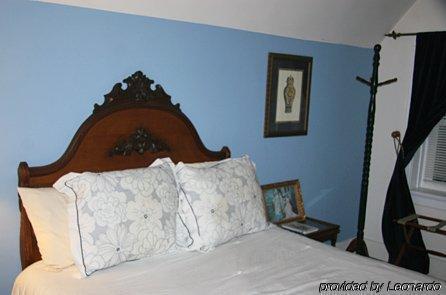 The Brumder Mansion Милуоки Номер фото
